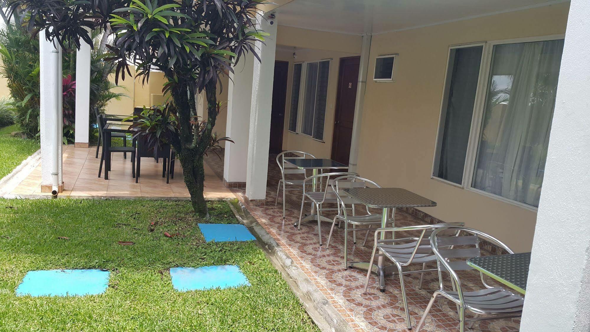 Portal Colonial 3*